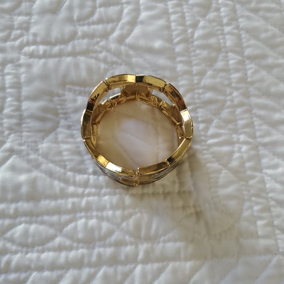 Black and gold elasticized bracelet - Picture 2 of 3